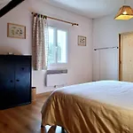 Maison Accueillante Proche Pour 6 Personnes - Fr-1-788-89