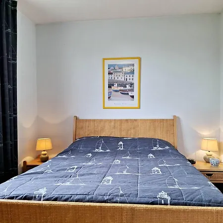 Maison Accueillante Proche Pour 6 Personnes - Fr-1-788-89 *