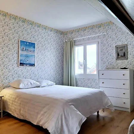 Prázdninový dům Maison Accueillante Proche Pour 6 Personnes - Fr-1-788-89 Merville-Franceville-Plage