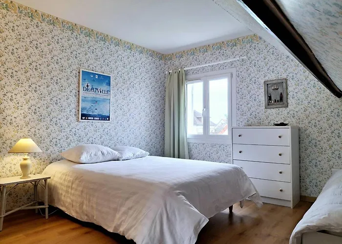 Semesterbostad Maison Accueillante Proche Pour 6 Personnes - Fr-1-788-89 Merville-Franceville-Plage