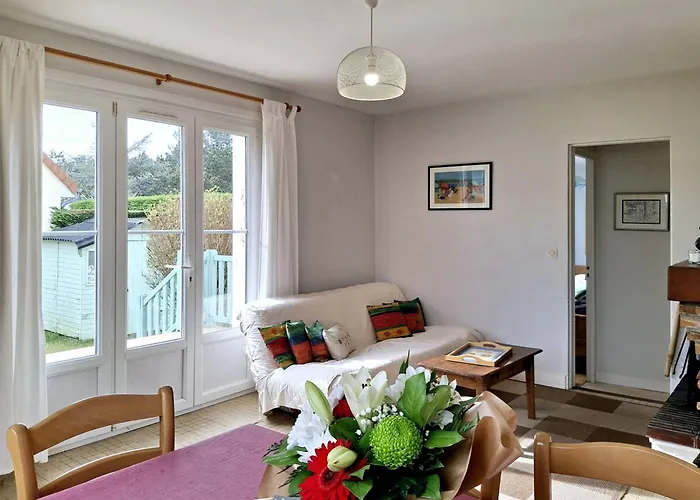 Maison Accueillante Proche Pour 6 Personnes - Fr-1-788-89 *